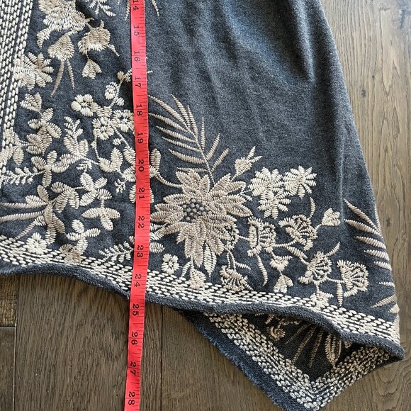 Johnny Was Othilia Embroidered Crane Kimono Cardigan Gray Cream Size S - Picture 8 of 8